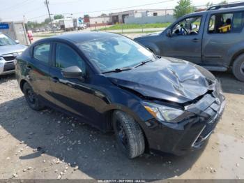  Salvage Toyota Yaris