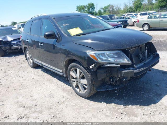  Salvage Nissan Pathfinder