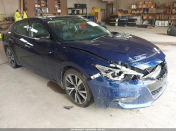 Salvage Nissan Maxima