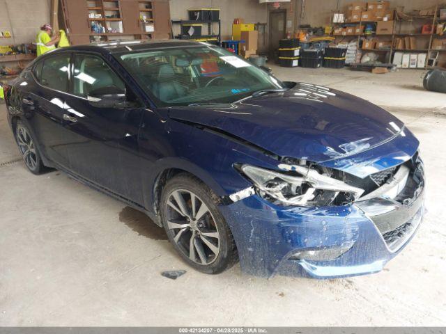  Salvage Nissan Maxima