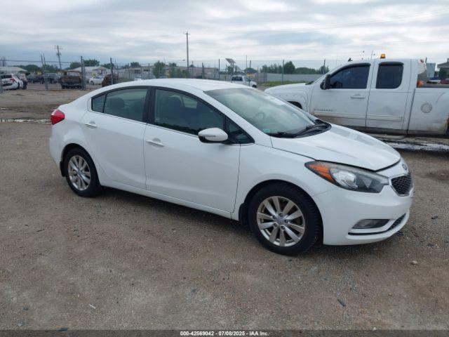  Salvage Kia Forte