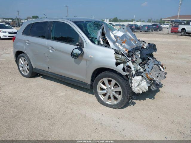  Salvage Mitsubishi Outlander