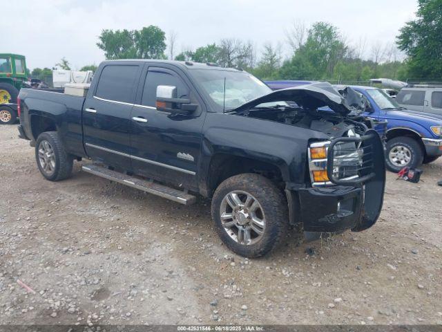  Salvage Chevrolet Silverado 2500