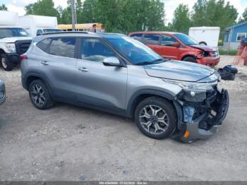  Salvage Kia Seltos