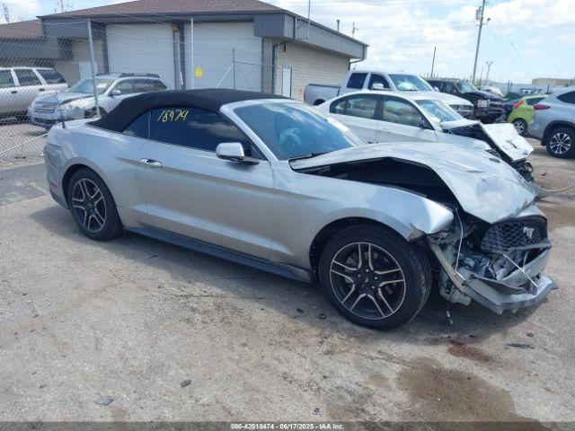  Salvage Ford Mustang