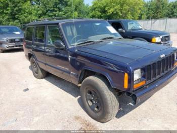  Salvage Jeep Cherokee