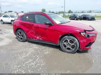  Salvage Alfa Romeo Stelvio