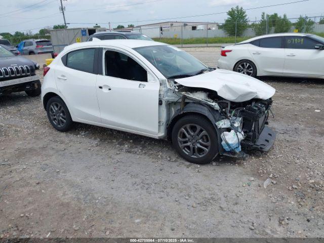  Salvage Toyota Yaris