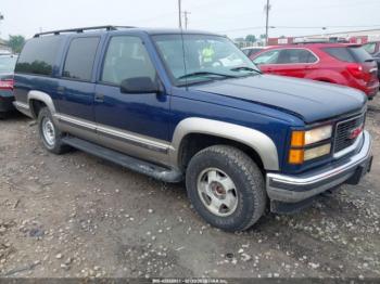  Salvage GMC Suburban 1500