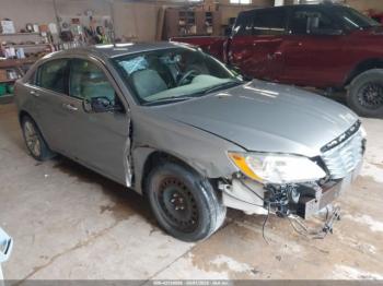  Salvage Chrysler 200