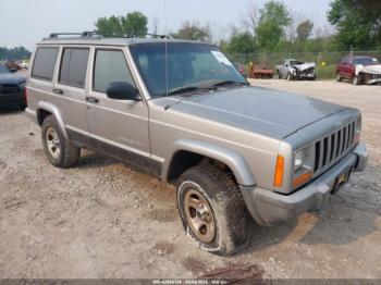  Salvage Jeep Cherokee