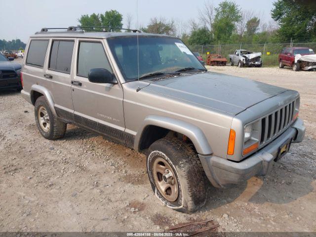  Salvage Jeep Cherokee