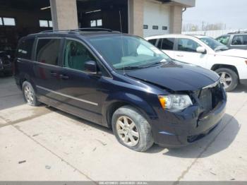  Salvage Chrysler Town & Country