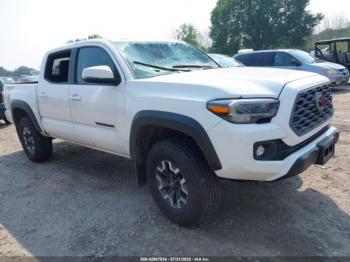  Salvage Toyota Tacoma