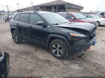  Salvage Jeep Cherokee