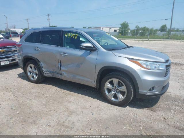  Salvage Toyota Highlander
