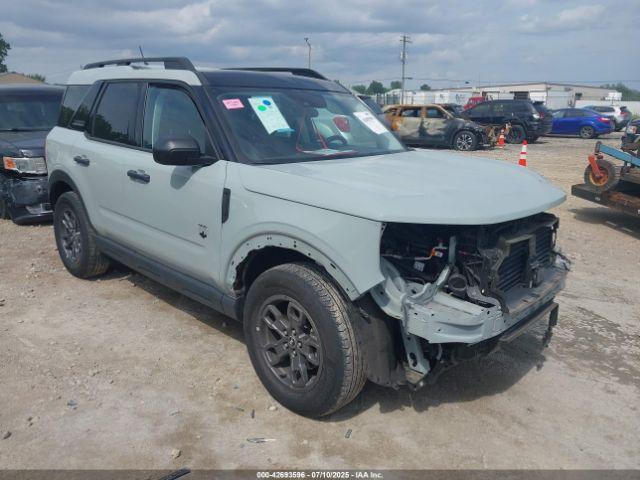  Salvage Ford Bronco