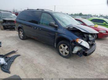  Salvage Dodge Grand Caravan