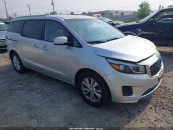  Salvage Kia Sedona