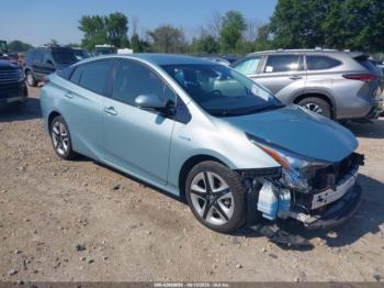  Salvage Toyota Prius