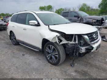  Salvage Nissan Pathfinder