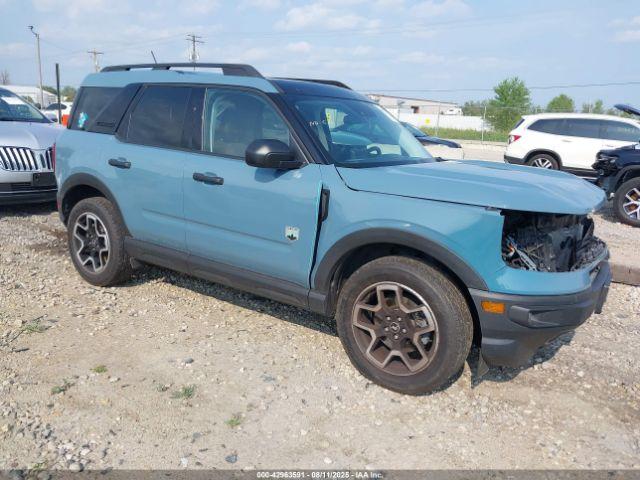  Salvage Ford Bronco
