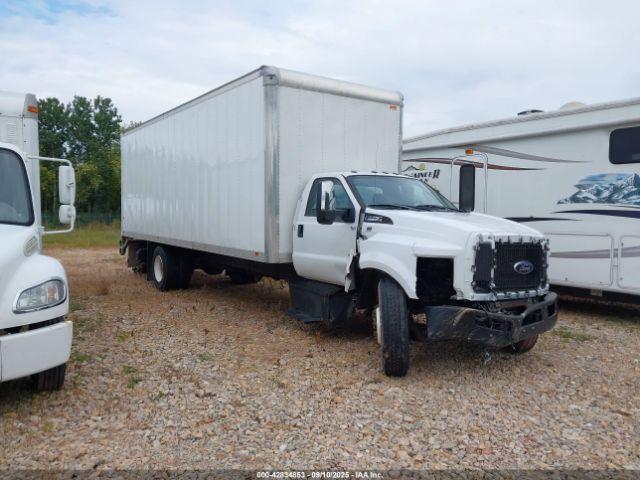  Salvage Ford F-750 Gas