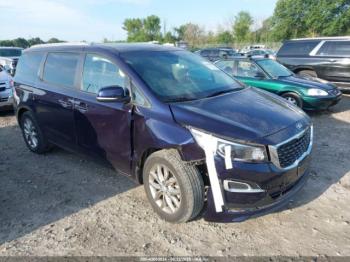  Salvage Kia Sedona