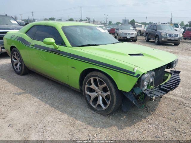  Salvage Dodge Challenger