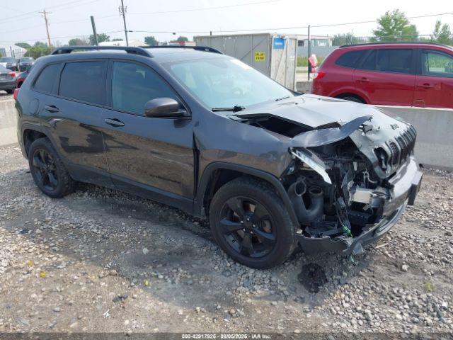  Salvage Jeep Cherokee