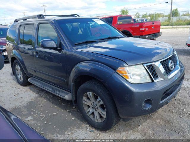 Salvage Nissan Pathfinder