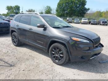  Salvage Jeep Cherokee