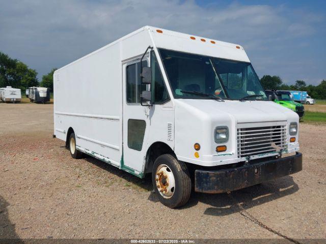 Salvage Freightliner Chassis