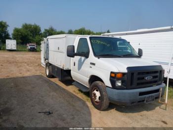  Salvage Ford E-450