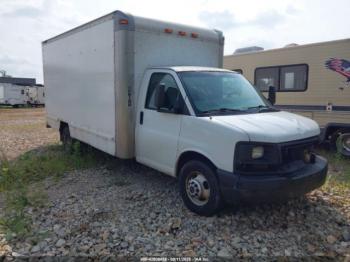  Salvage General Motors Savana Cutaway