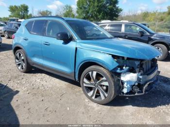  Salvage Volvo XC40