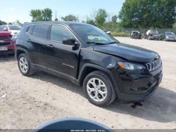  Salvage Jeep Compass