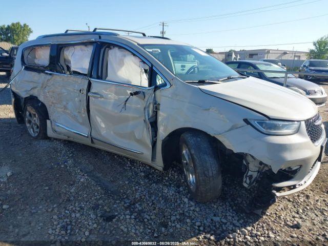  Salvage Chrysler Pacifica