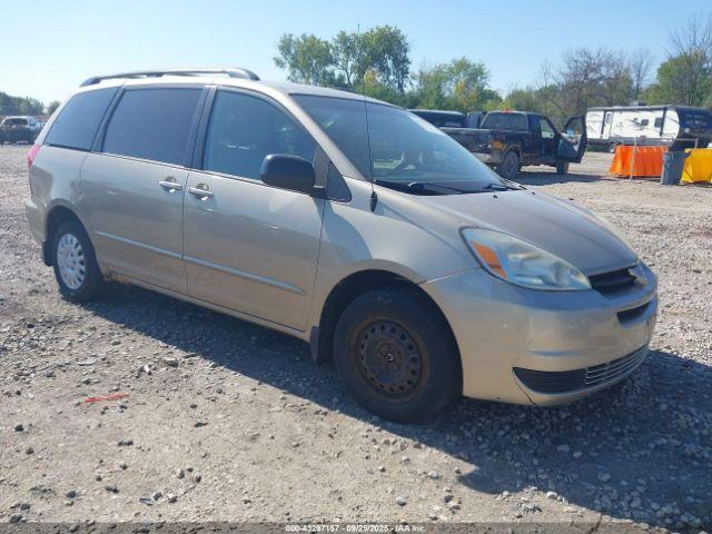  Salvage Toyota Sienna