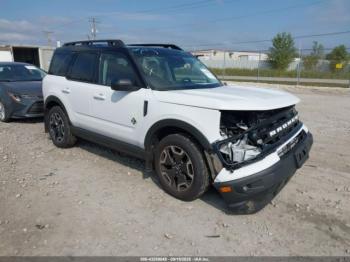  Salvage Ford Bronco