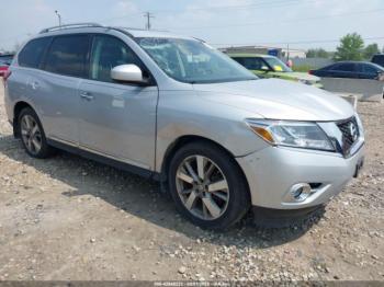  Salvage Nissan Pathfinder