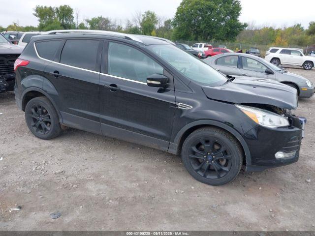  Salvage Ford Escape