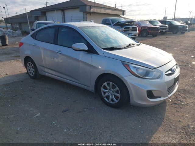  Salvage Hyundai ACCENT