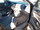 Toyota Camry Le Image 5
