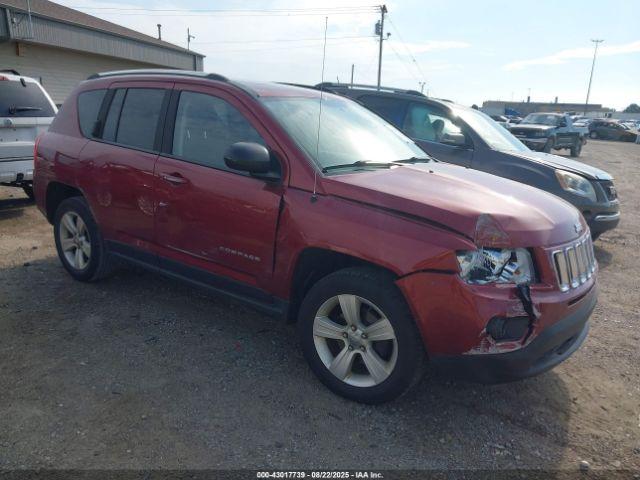  Salvage Jeep Compass