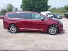 Chrysler Pacifica Limited Image 4