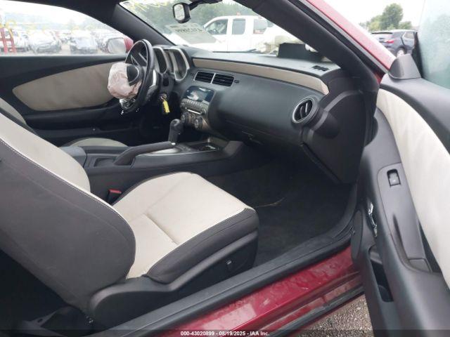 Chevrolet Camaro 1lt Image 12