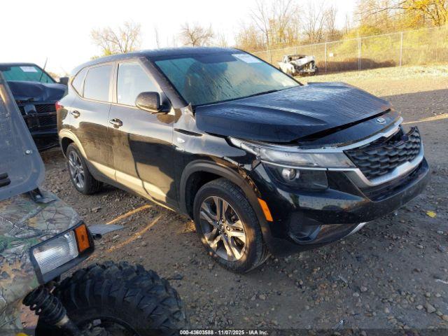  Salvage Kia Seltos