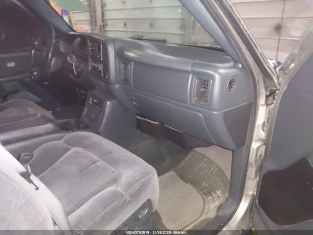 Chevrolet Silverado 1500 Ls Image 2