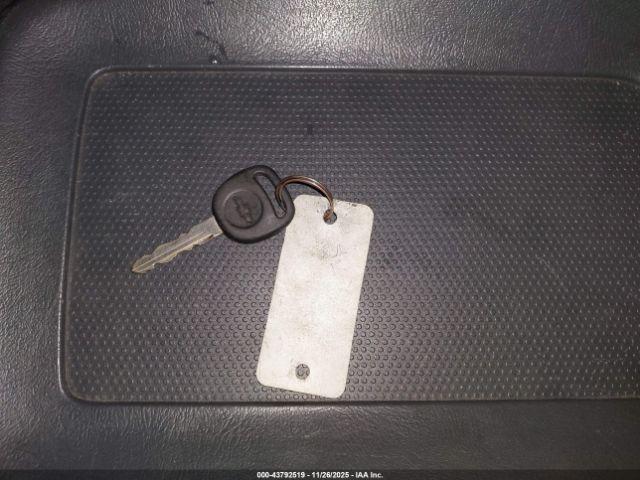 Chevrolet Silverado 1500 Ls Image 9